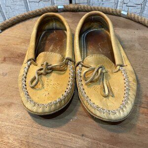 Vintage Native maple moose hide moccasins Men's 7 Women's 8.5